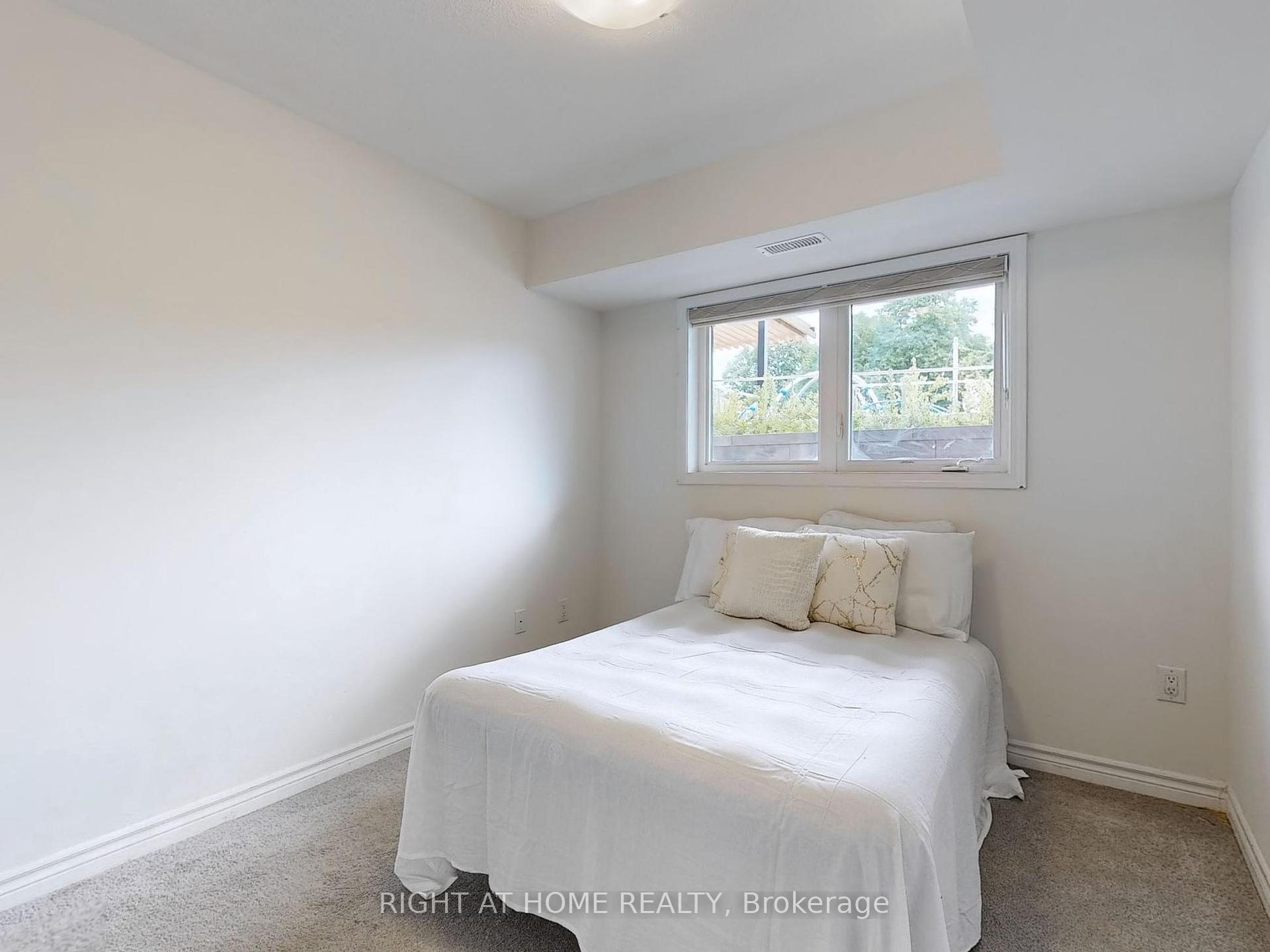 2 Bedrooms Condo at 1081 Danforth,  Toronto For sale