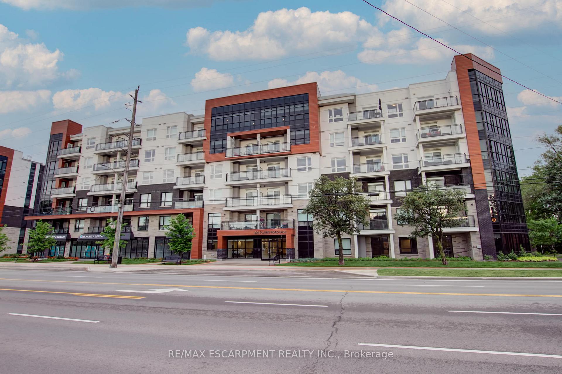1 Bedroom Condo at 320 Plains, Burlington For sale