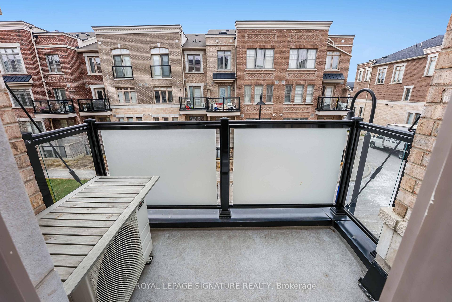 2 Bedrooms Condo at 2315 Sheppard,  Toronto For sale