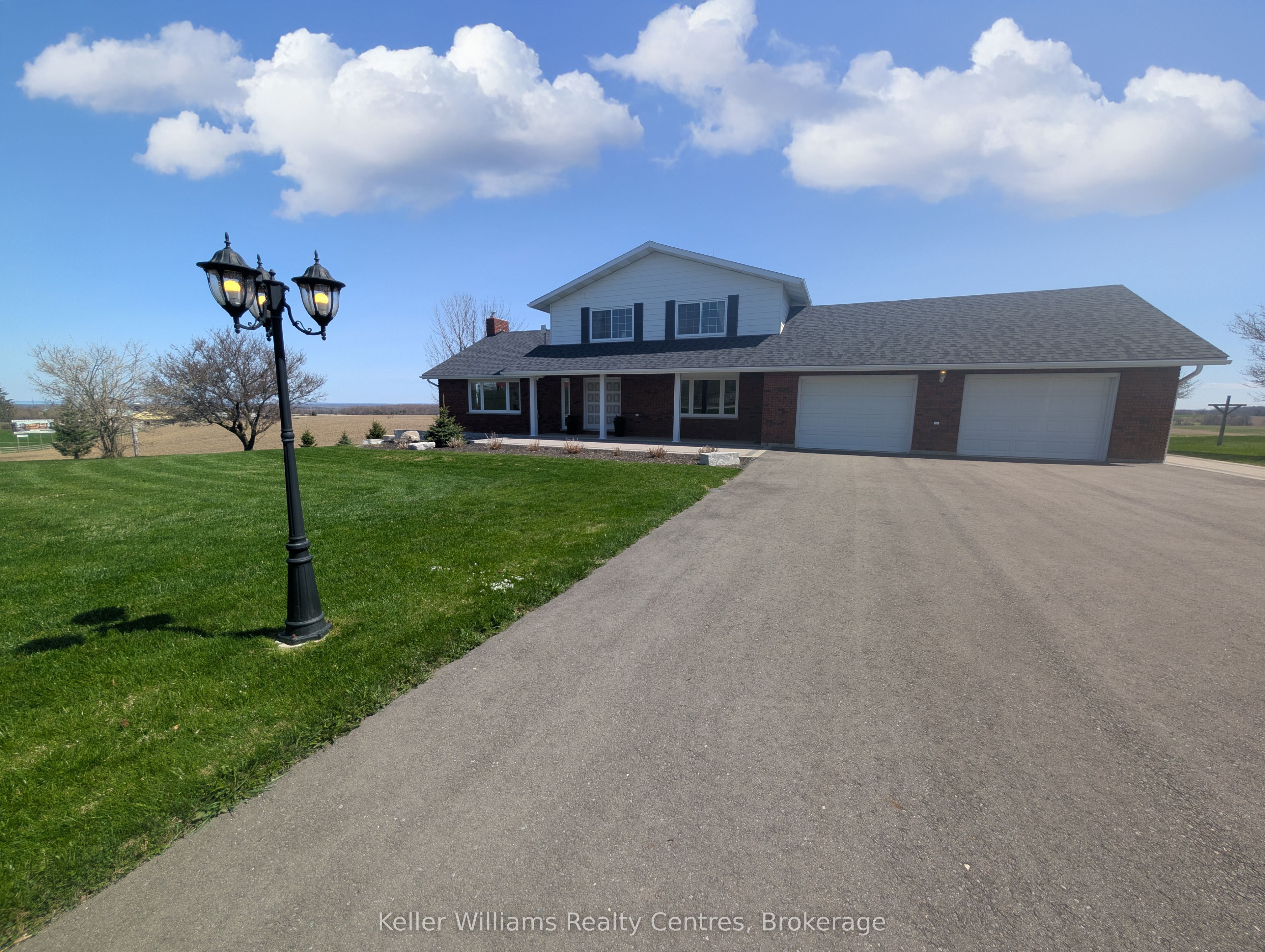 2219 County Rd 42, Clearview, ON L0M 1S0