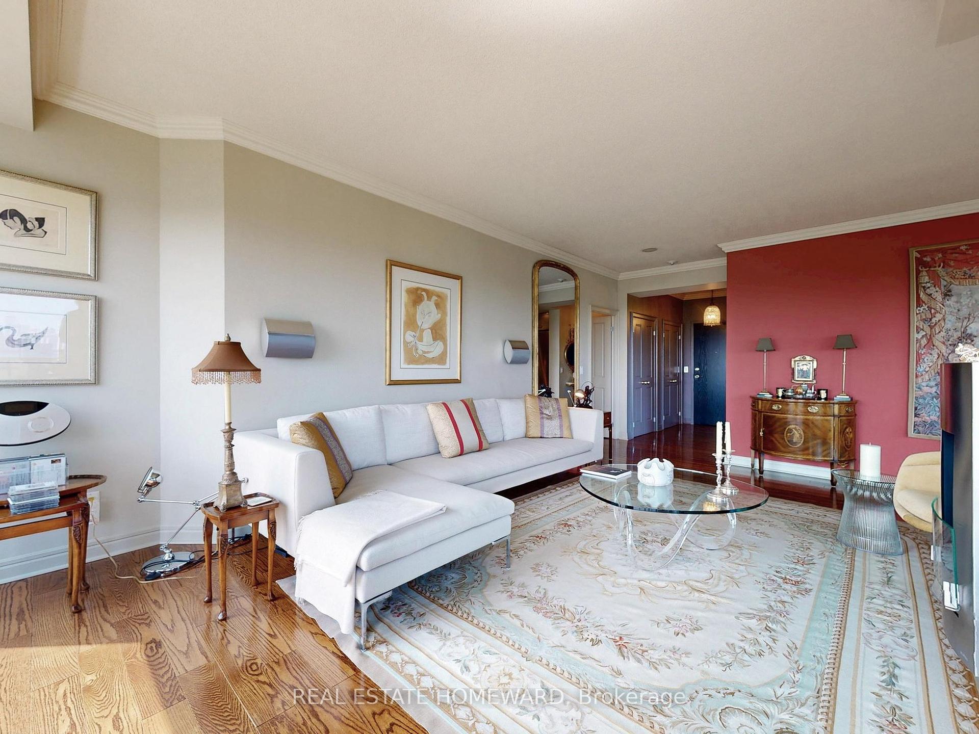 2 Bedrooms Condo at 8 Park, Toronto For sale