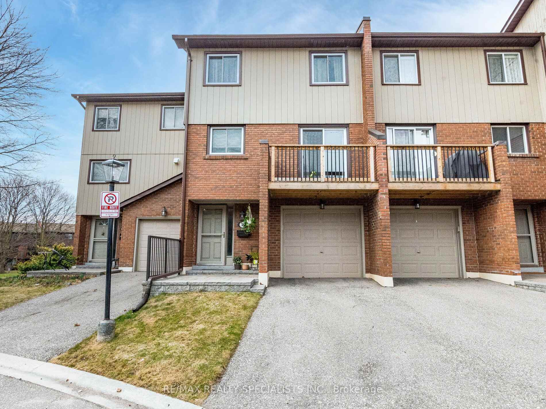 3 Bedrooms Condo at 1764 Rathburn,  Mississauga For sale