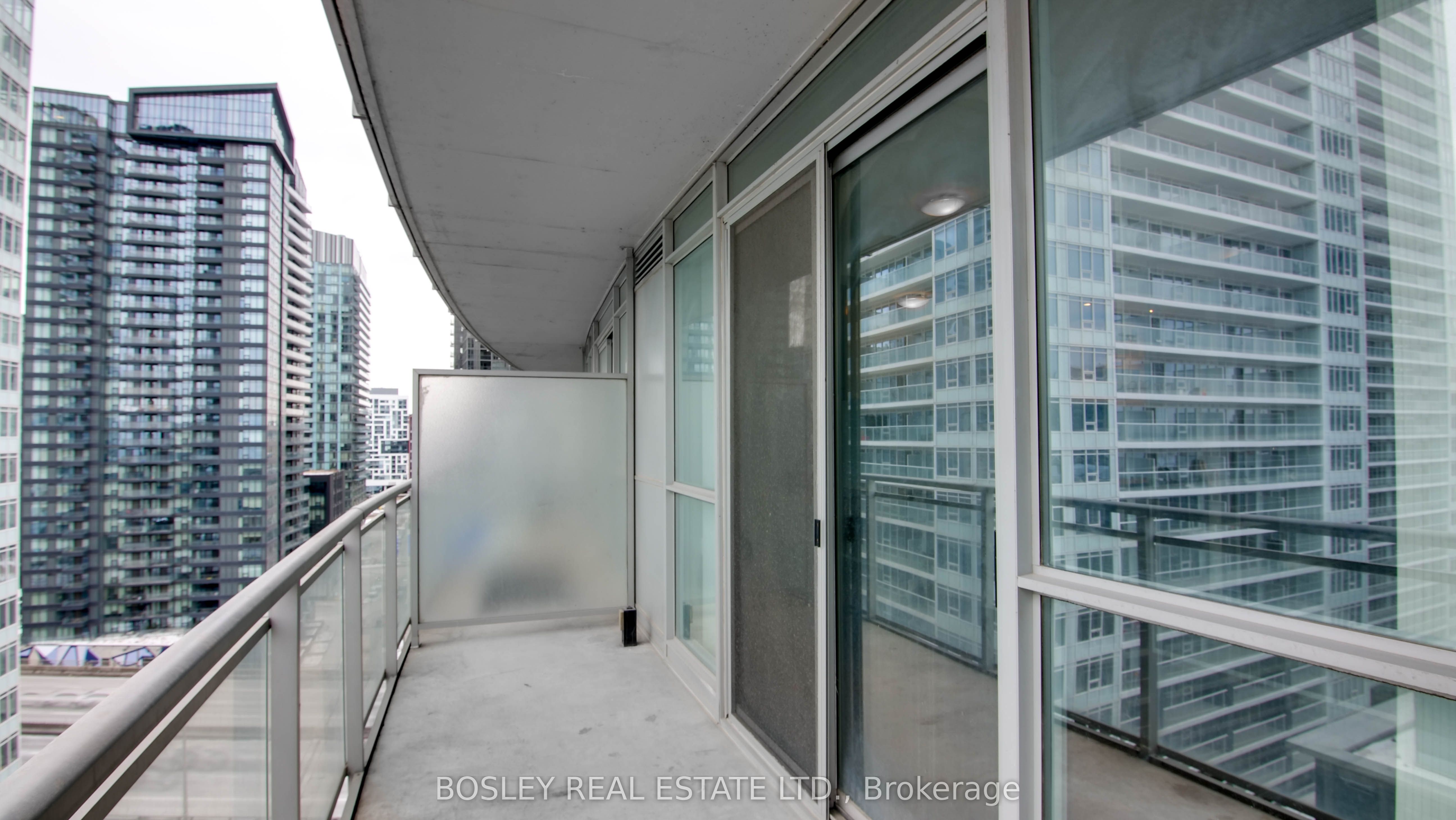 38 Dan Leckie Way, #1802