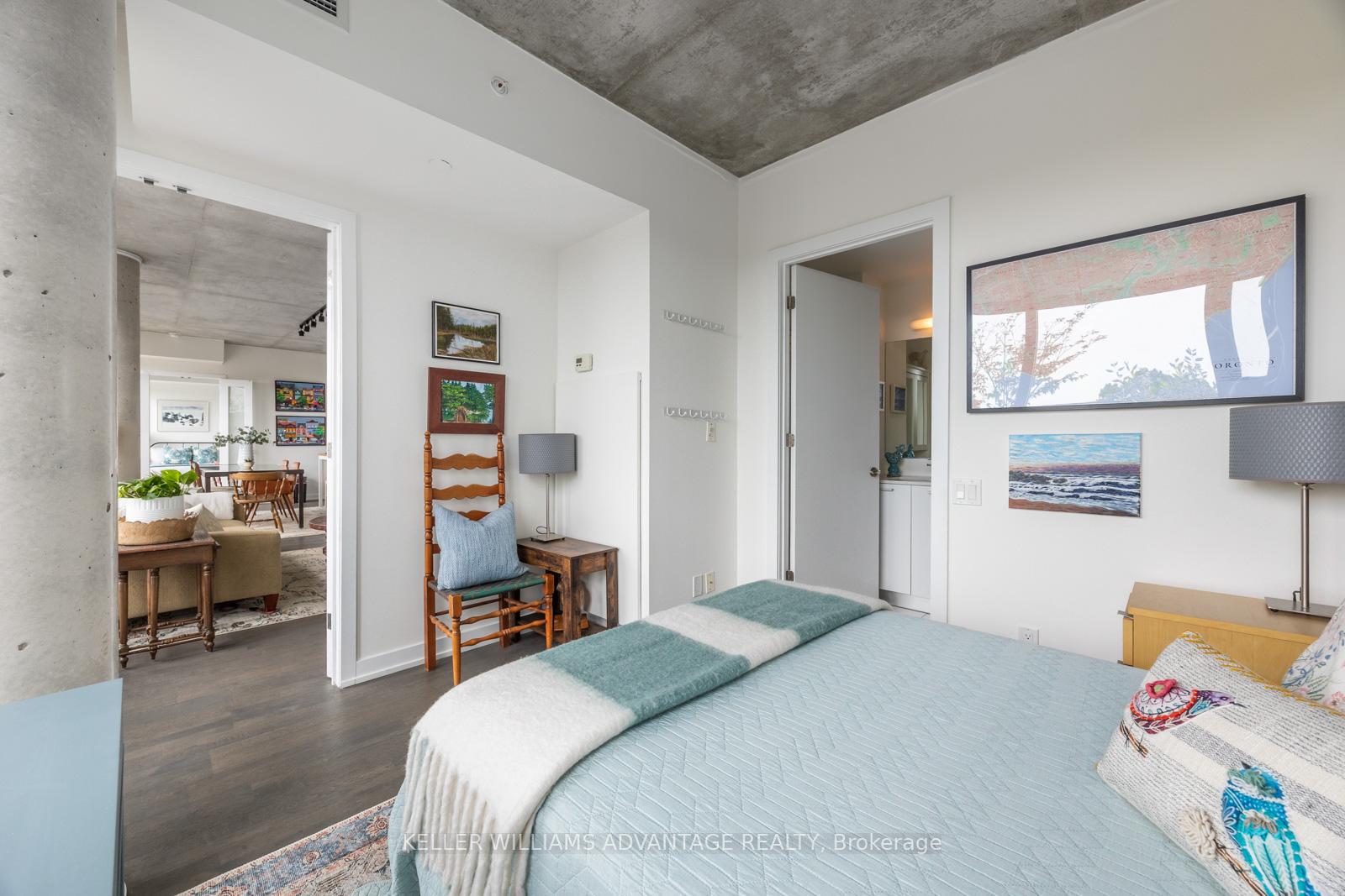 2 Bedrooms Condo at 60 Haslett, Toronto For sale