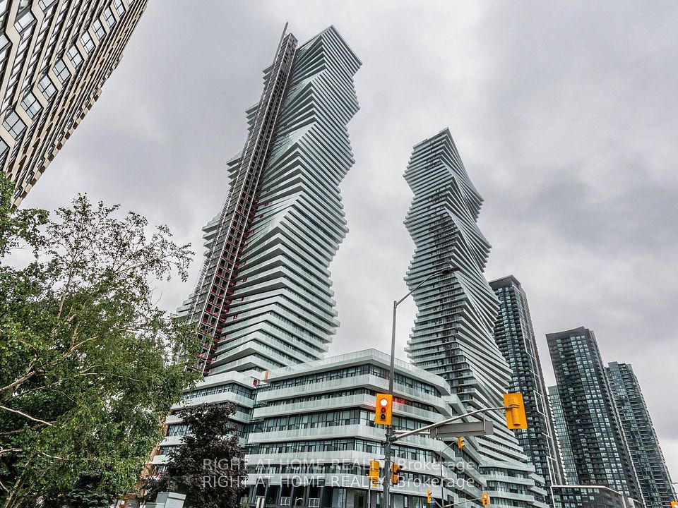 3900 Confederation