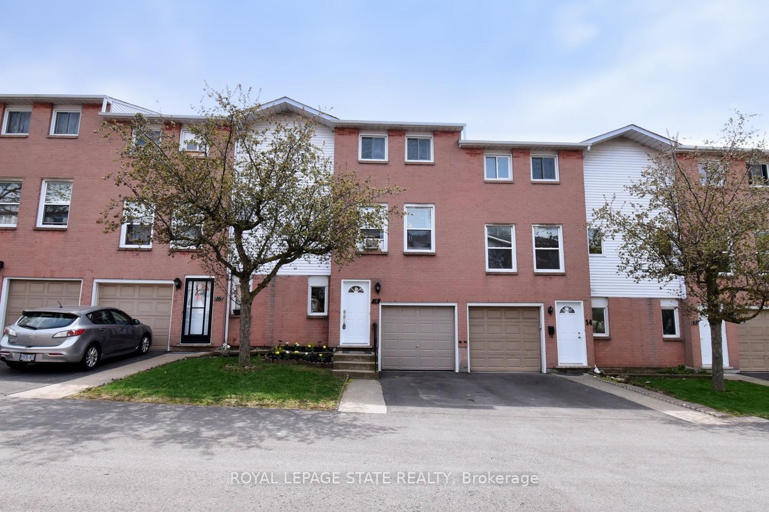 #15 – 1255 Upper Gage Avenue, Hamilton, ON L8W 3C7