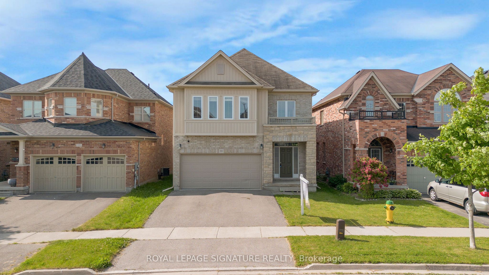 593 Pinery Trail