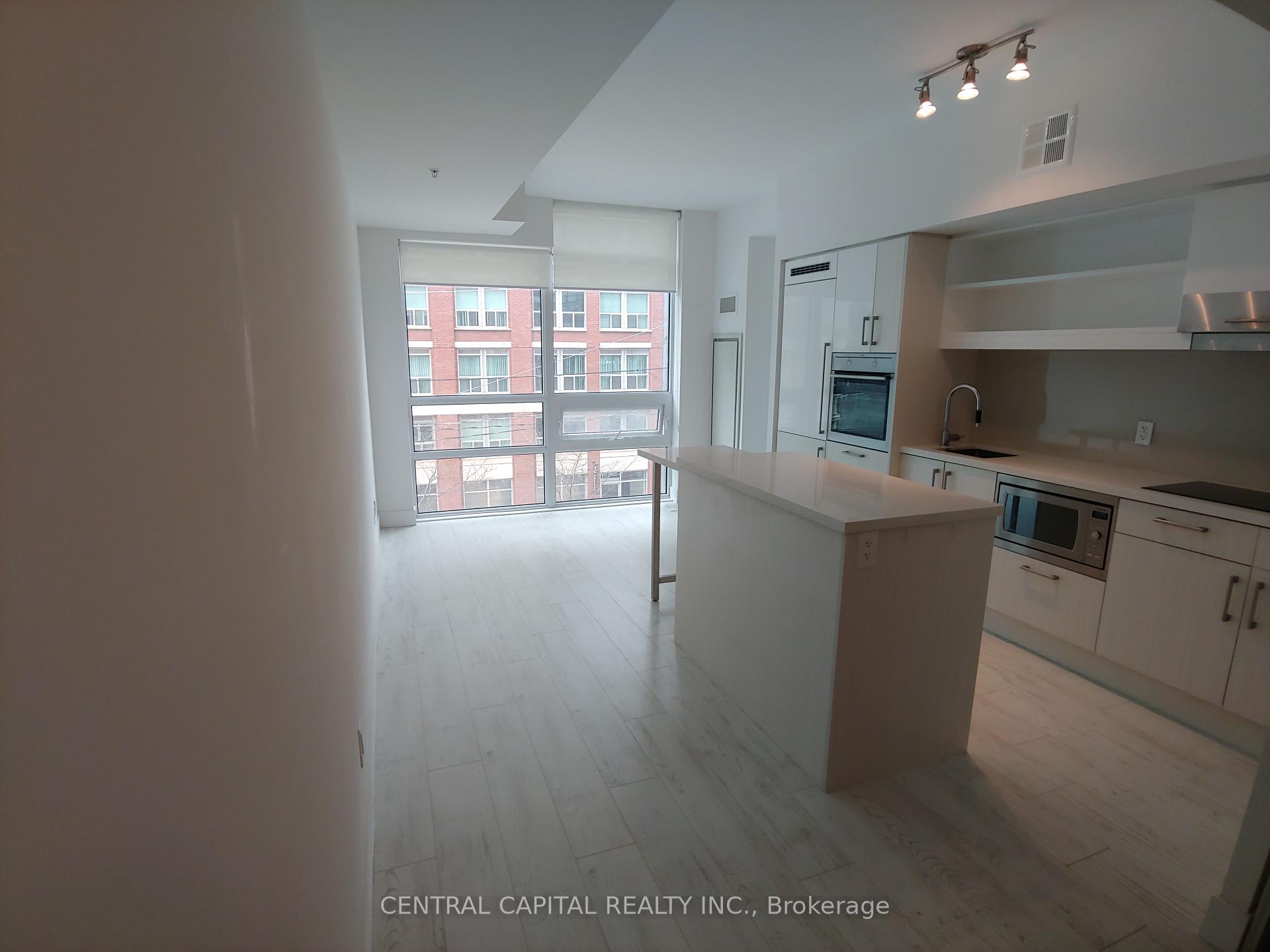 1 Bedroom Condo at 39 Sherbourne,  Toronto For sale