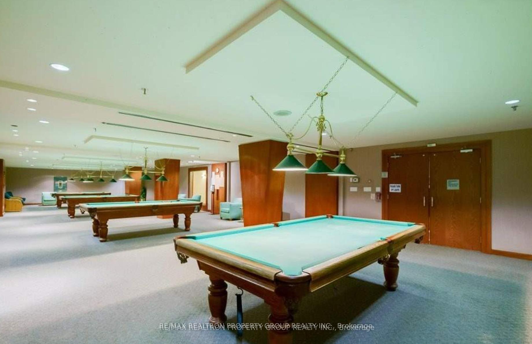 2 Bedrooms Condo at 88 Corporate, Toronto For sale