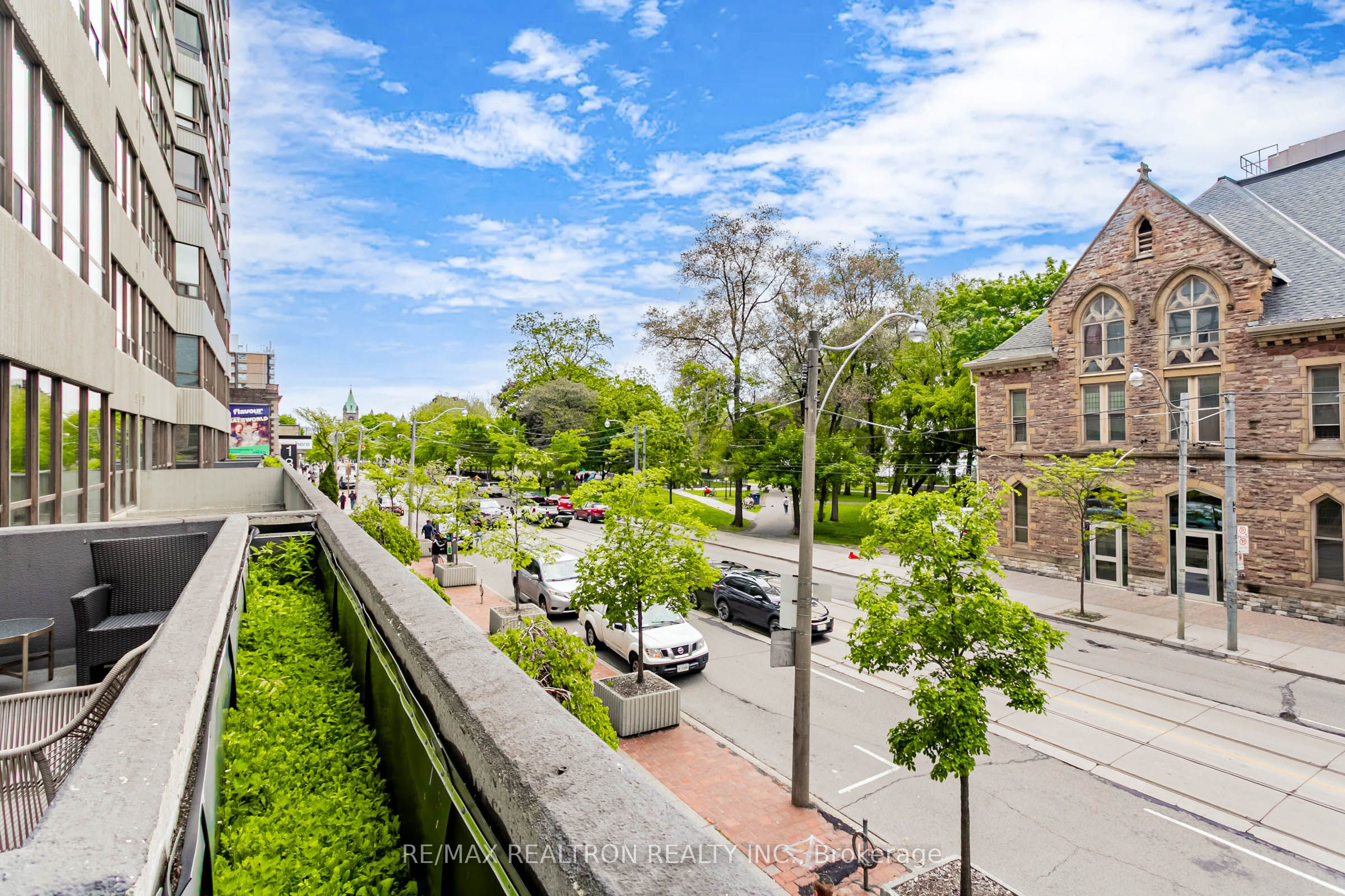 120 Carlton Street, #201