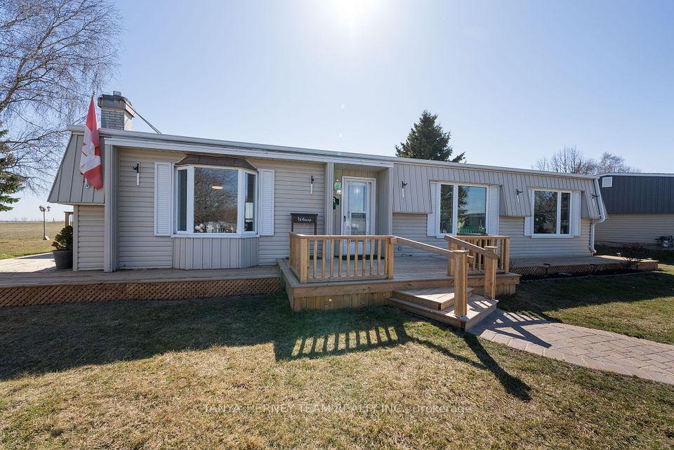 3 Bluffs Road, Clarington, ON L1B 1A3