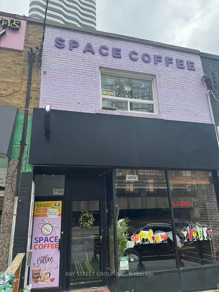 5463 Yonge