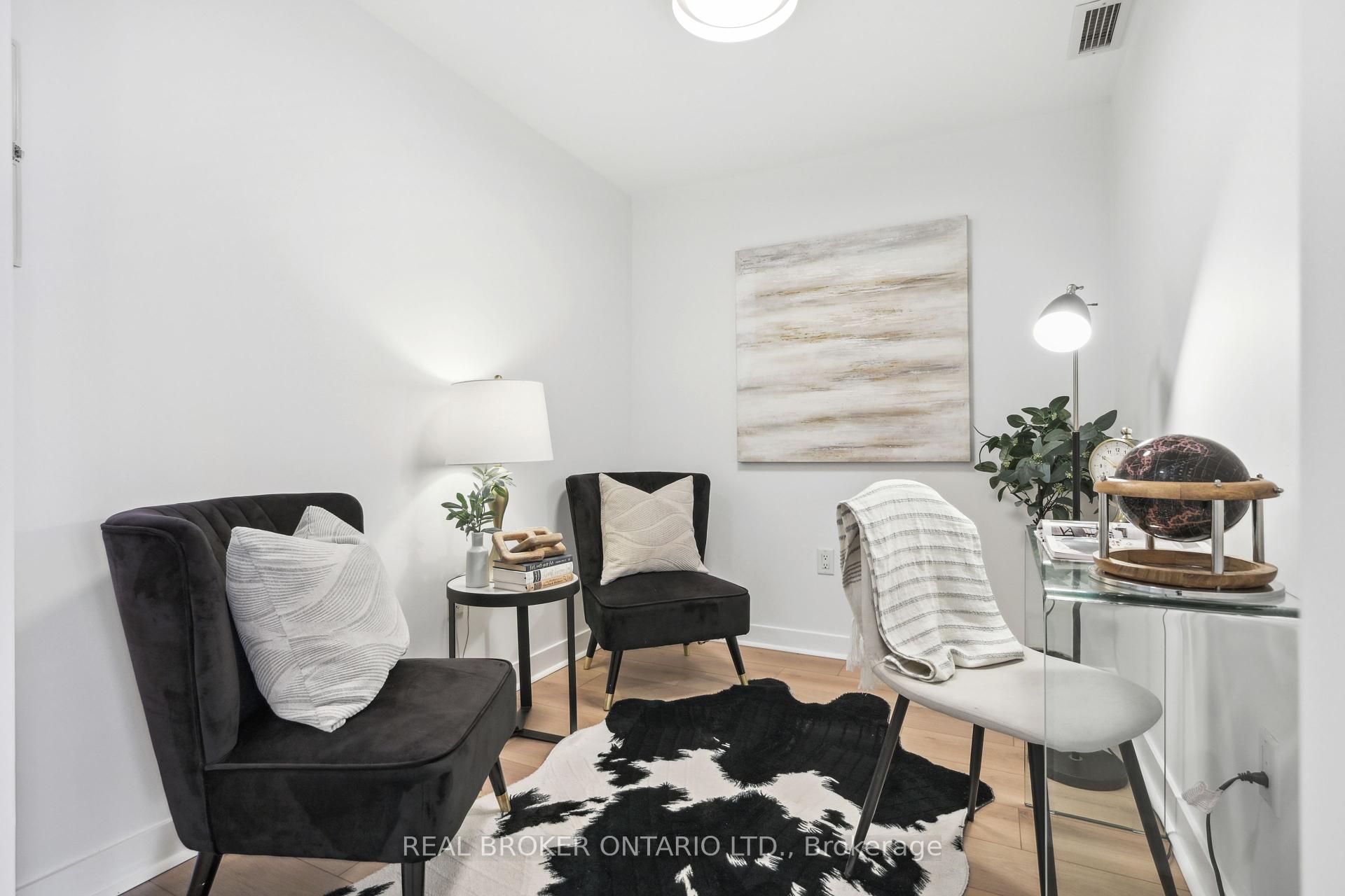 2 Bedrooms Condo at 10 Navy Wharf, Toronto For sale
