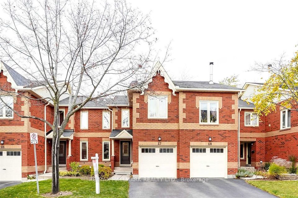 #17 - 2006 Glenada Crescent, Oakville, ON L6H 5R9