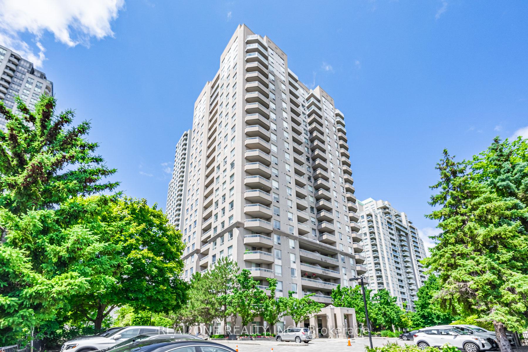 2 Bedrooms Condo at 35 Empress, Toronto For sale