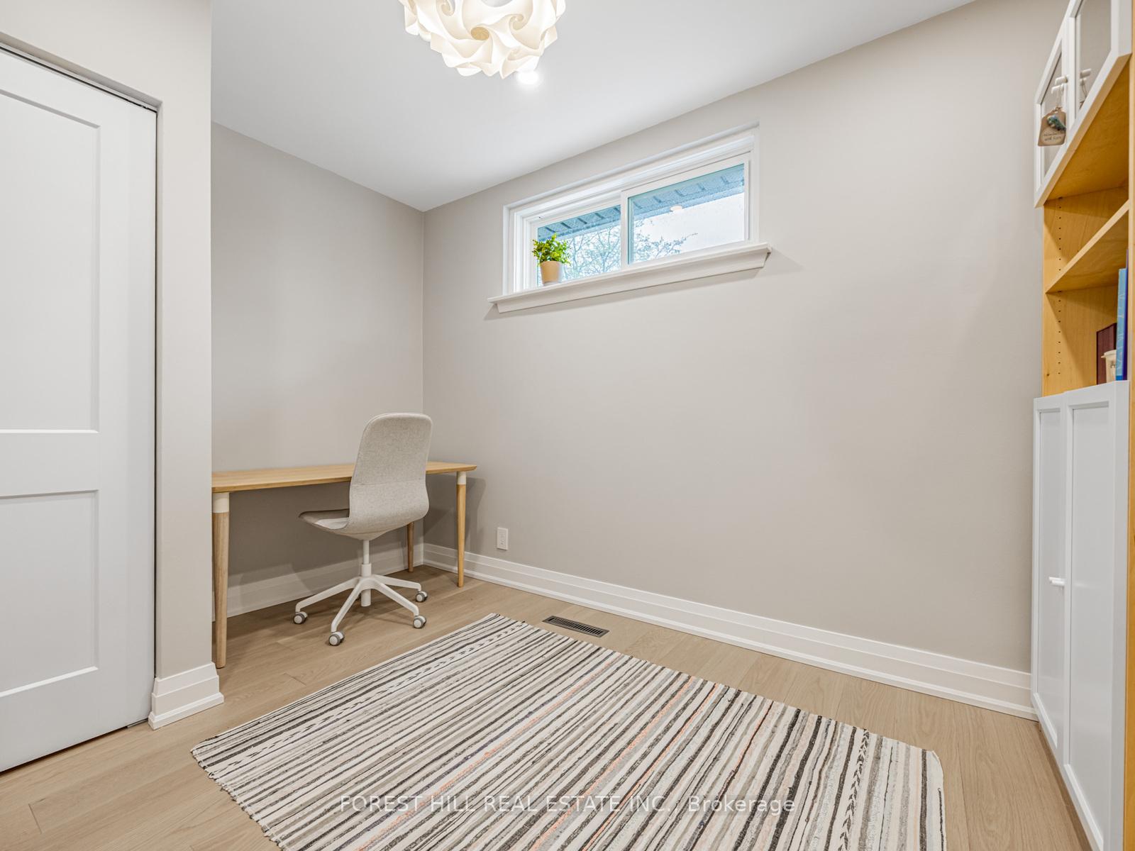4 Bedrooms Condo at 51 Broadfield, Toronto For sale