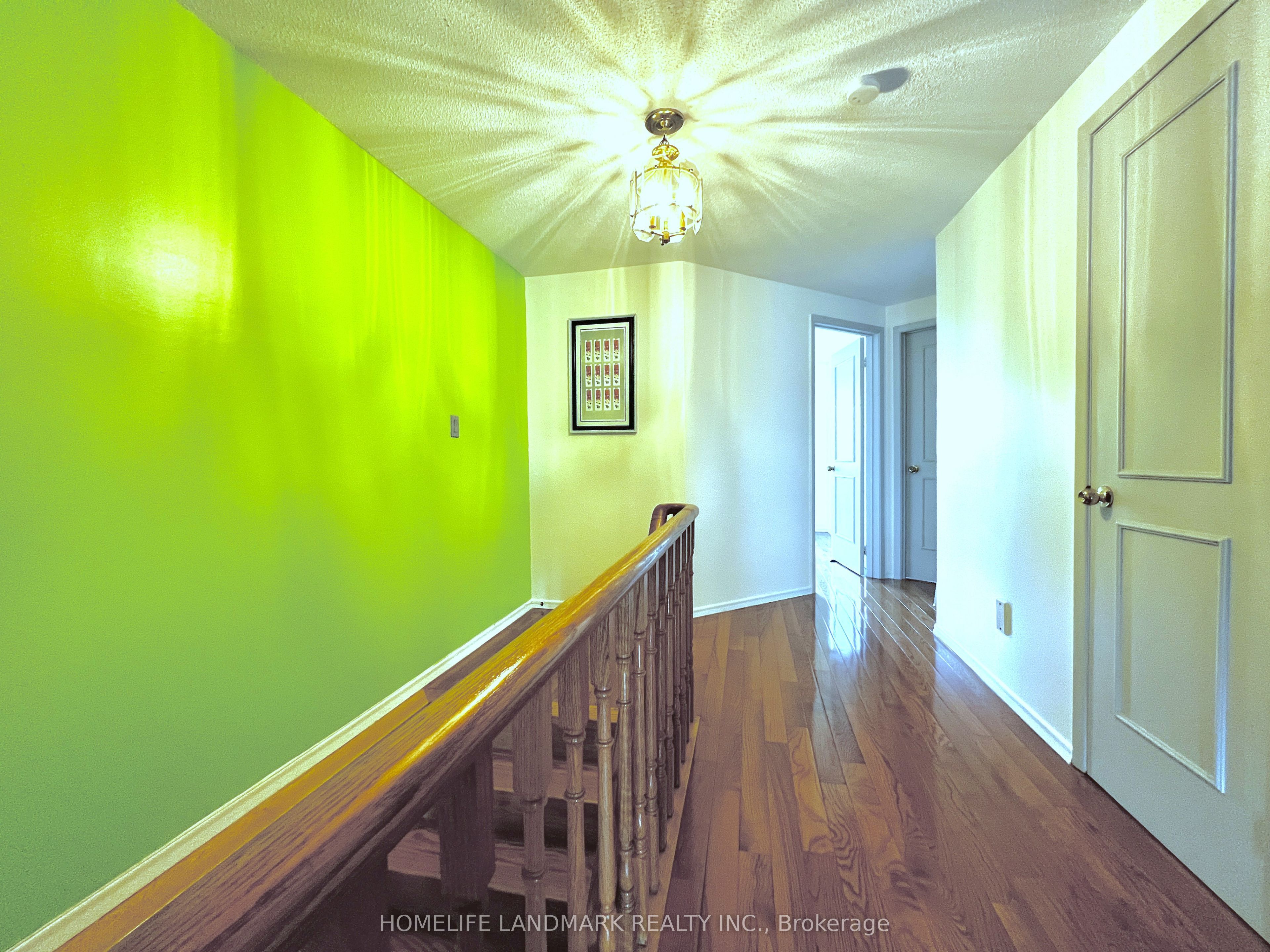 35 Sandyhook Square