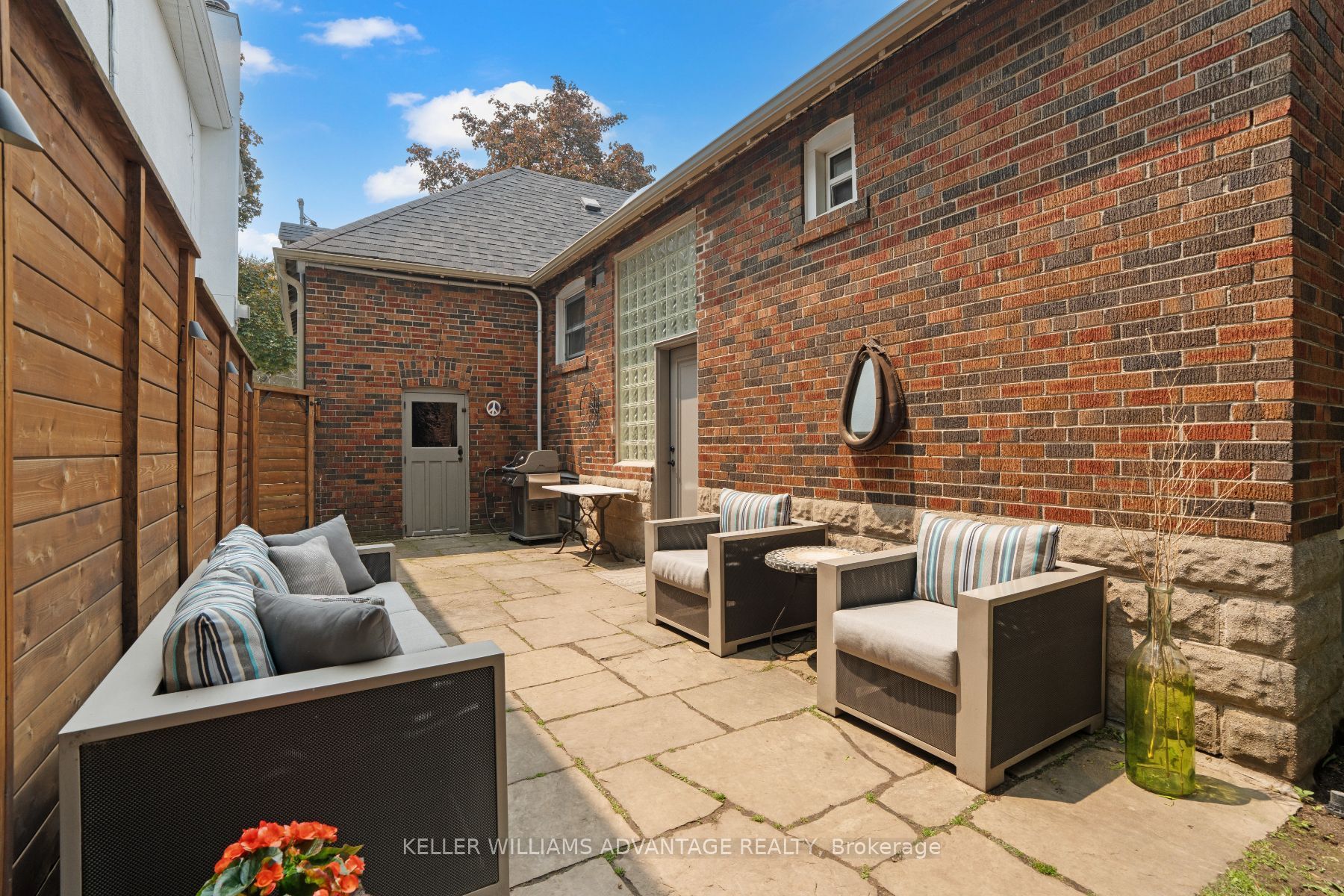 387 Elm Road