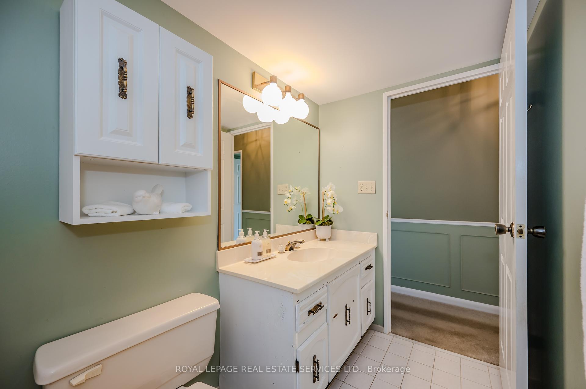 2 Bedrooms Condo at 2180 Marine,  Oakville For sale