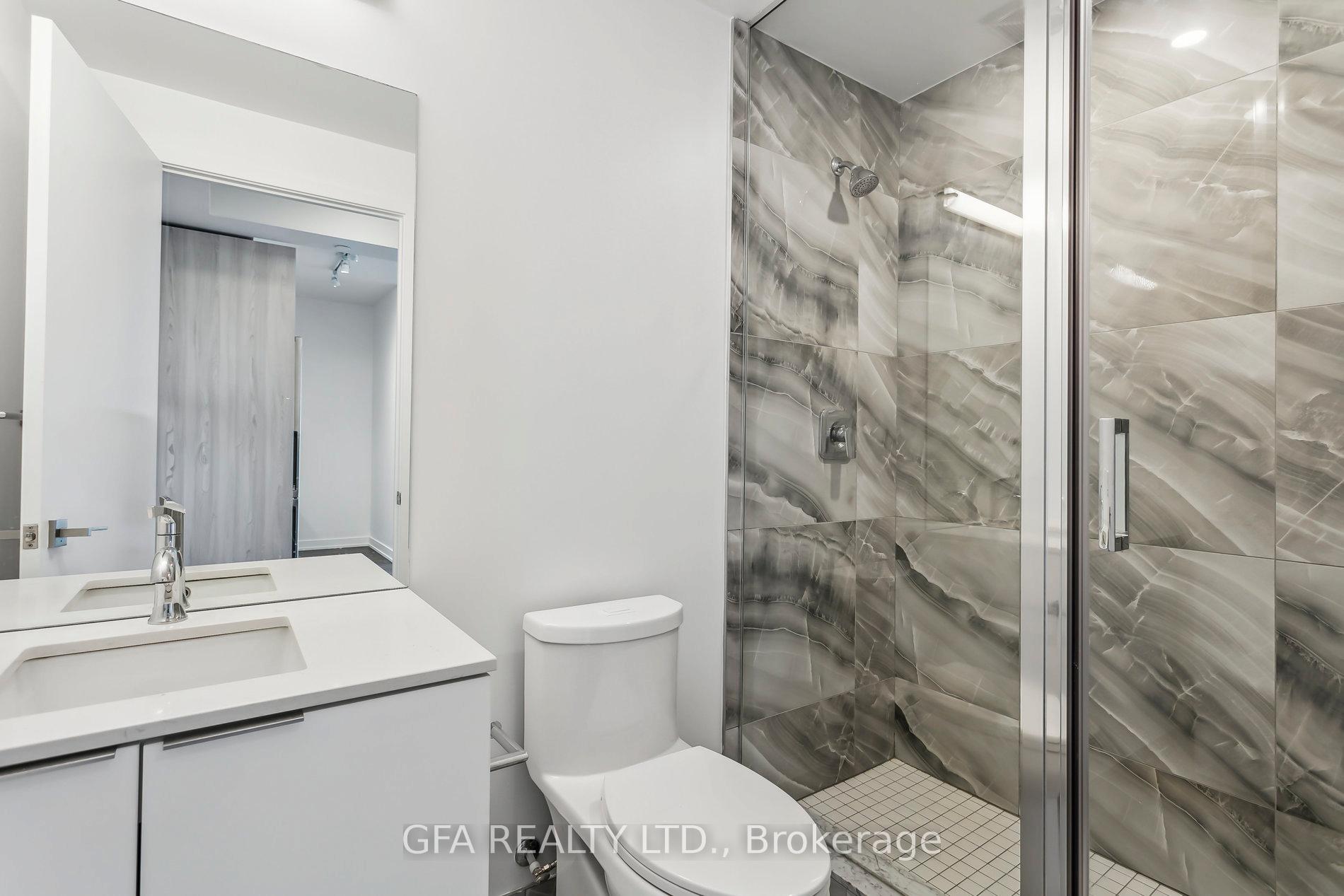 2 Bedrooms Condo at 30 Ordnance, Toronto For sale