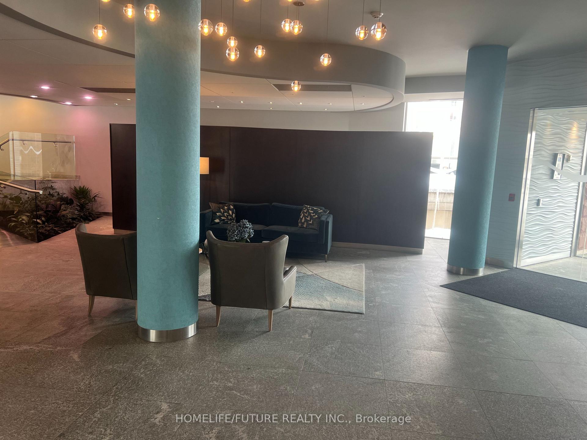 1 Bedroom Condo at 550 Queens,  Toronto For sale