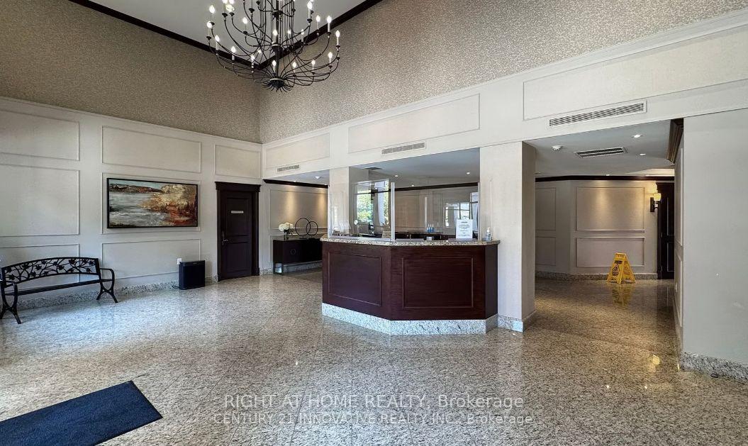 3 Bedrooms Condo at 1 Clairtrell, Toronto For sale