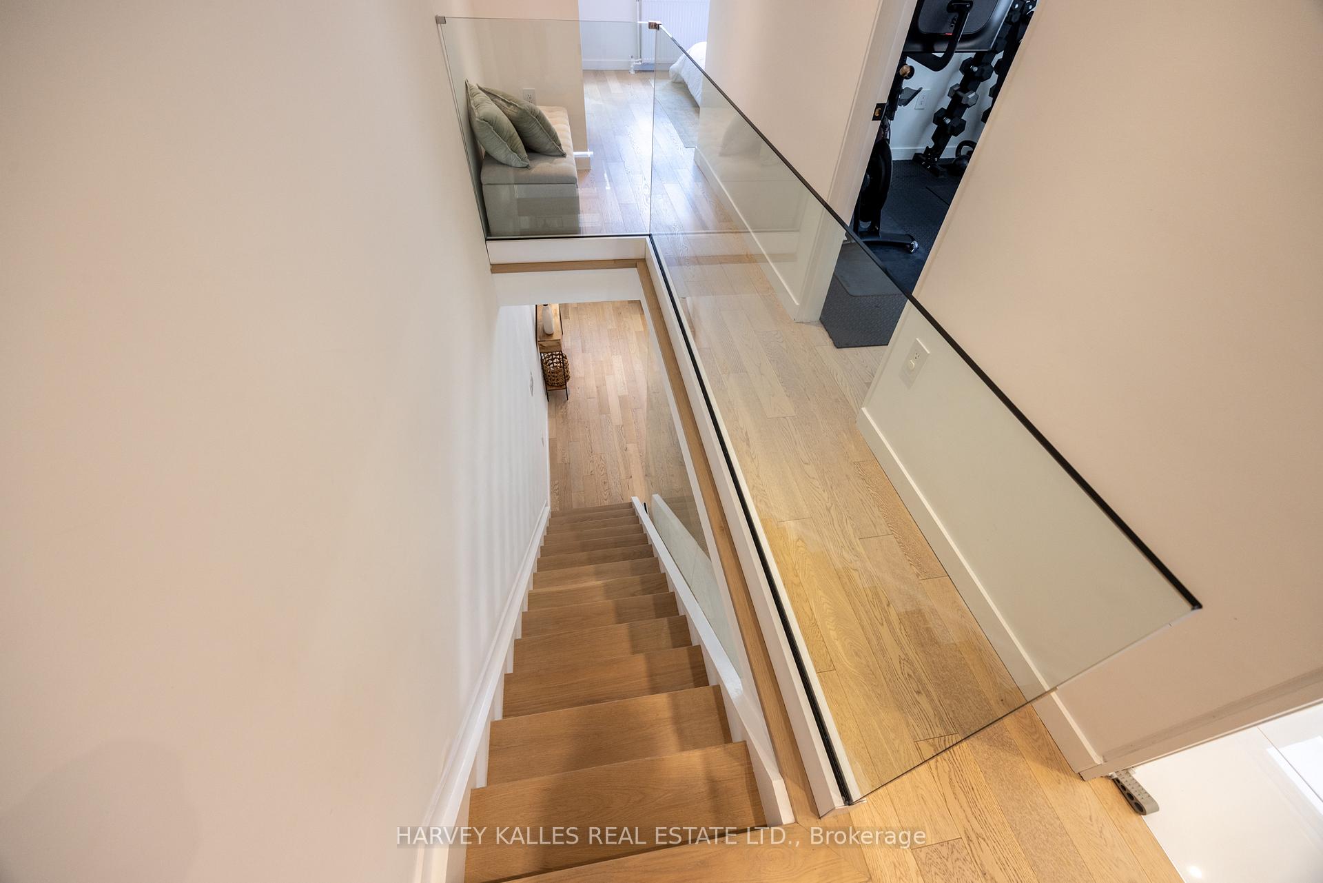 380 Old Orchard Grove