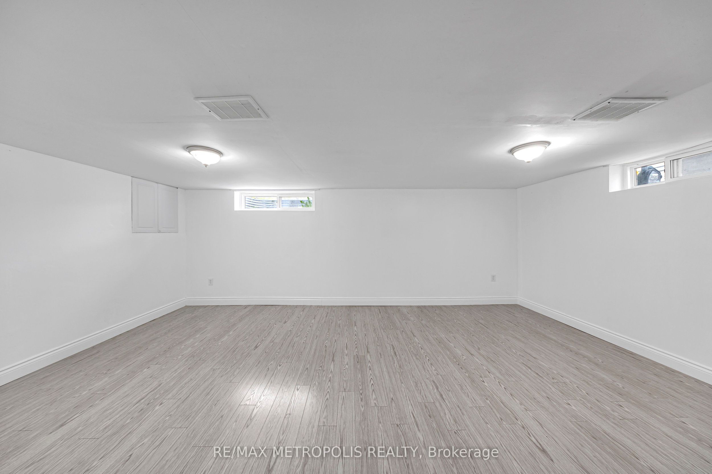 337 Pine Avenue