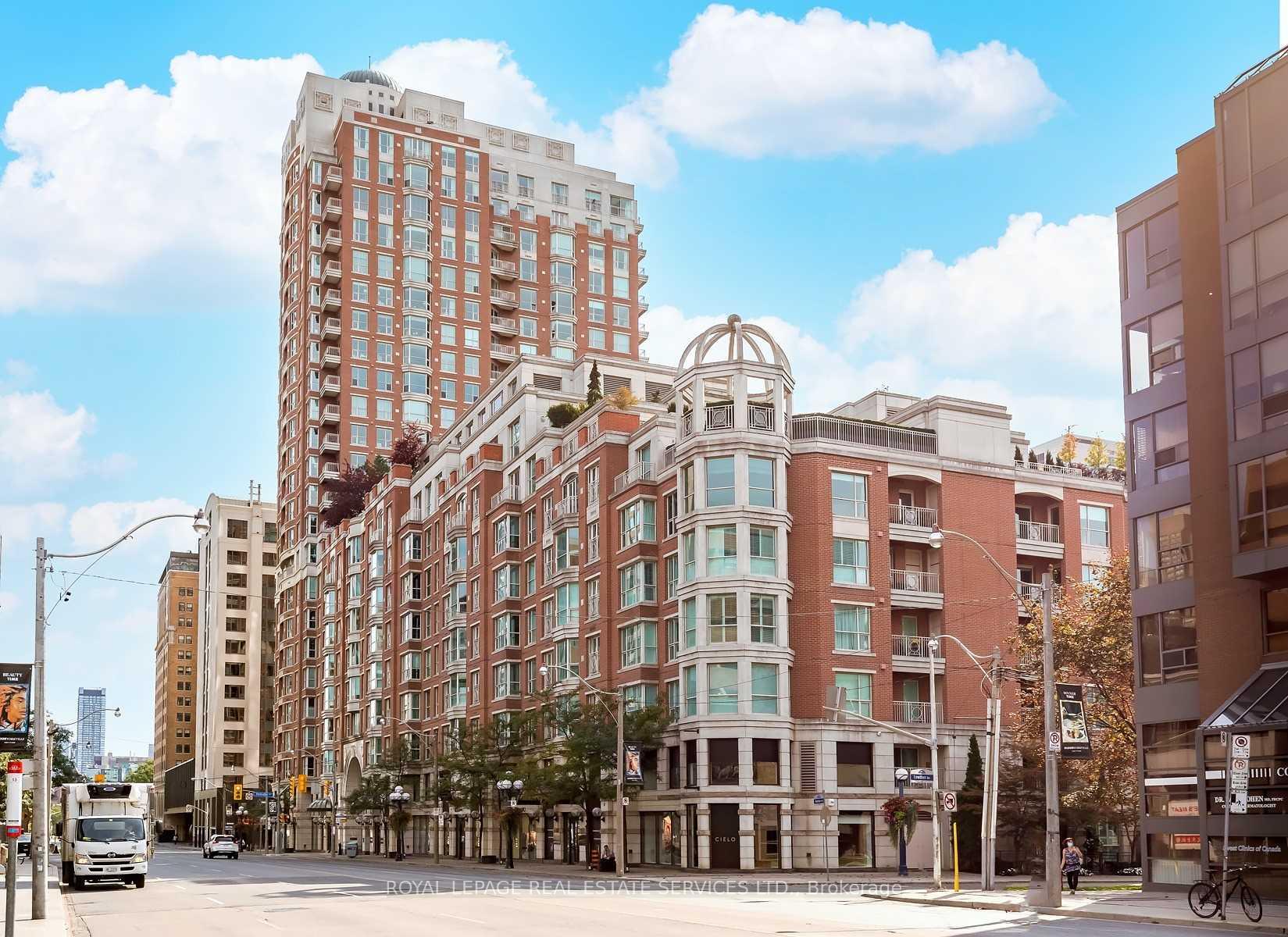 2 Bedrooms Condo at 38 Avenue, Toronto For sale