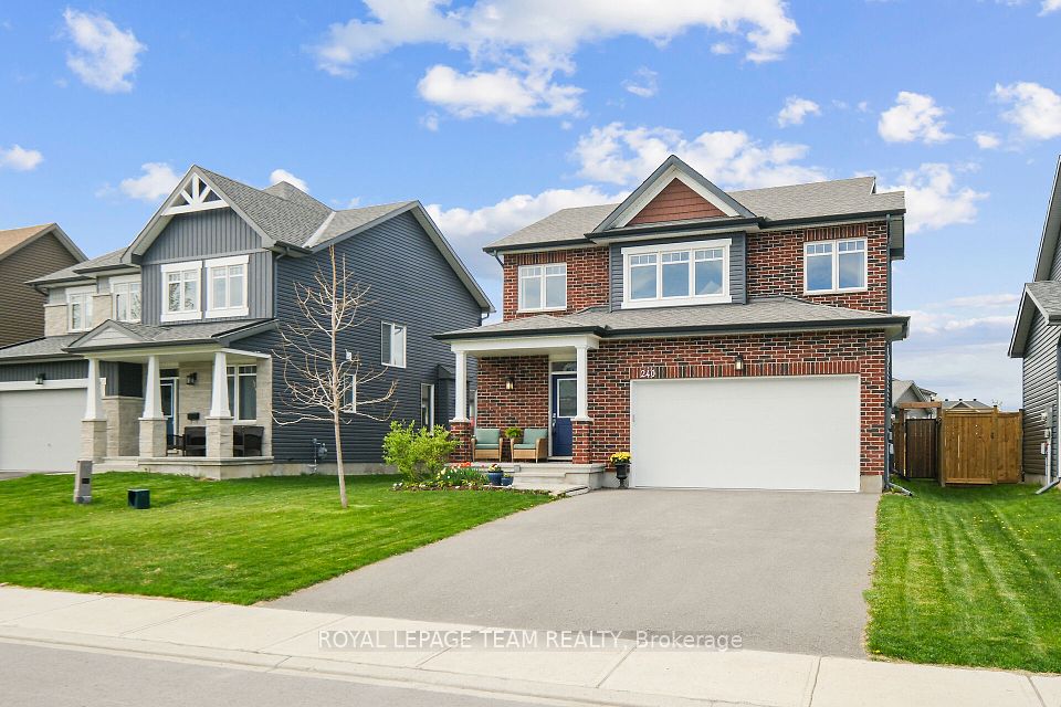 240 Boyd Street, Carleton Place, ON K7C 0H3