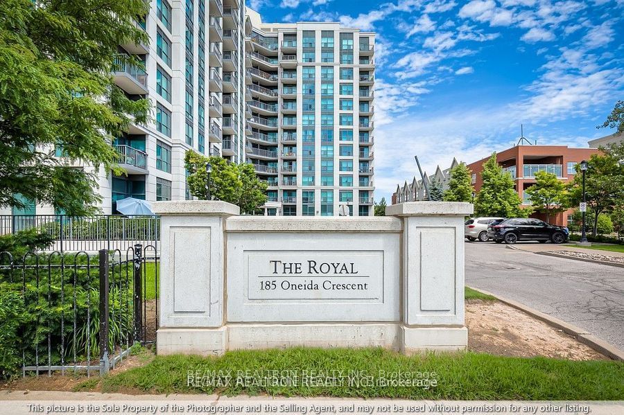 #708 - 185 Oneida Crescent, Richmond Hill, ON L4B 0B1
