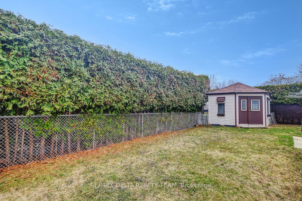 1666 Sunview Drive
