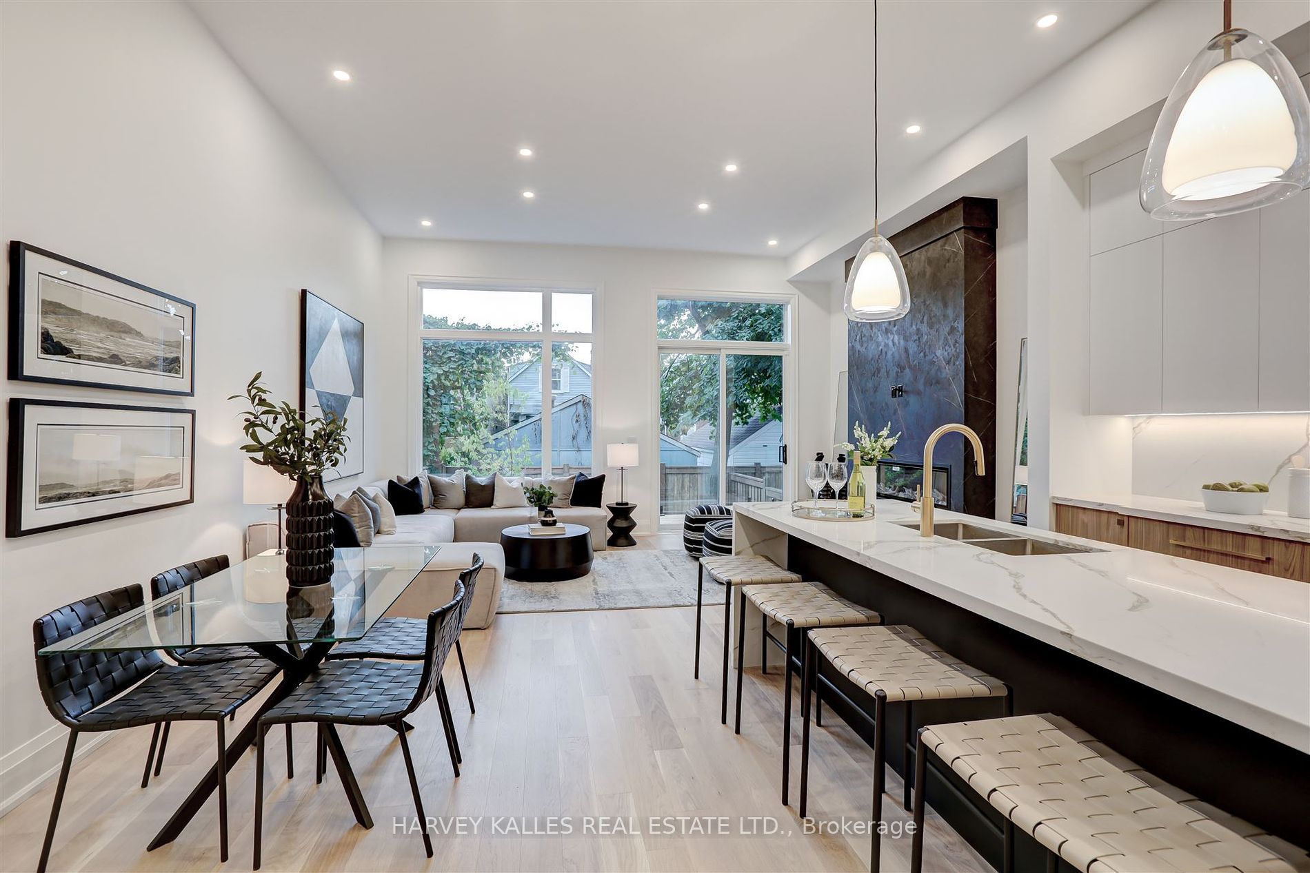 7B Bracebridge Avenue