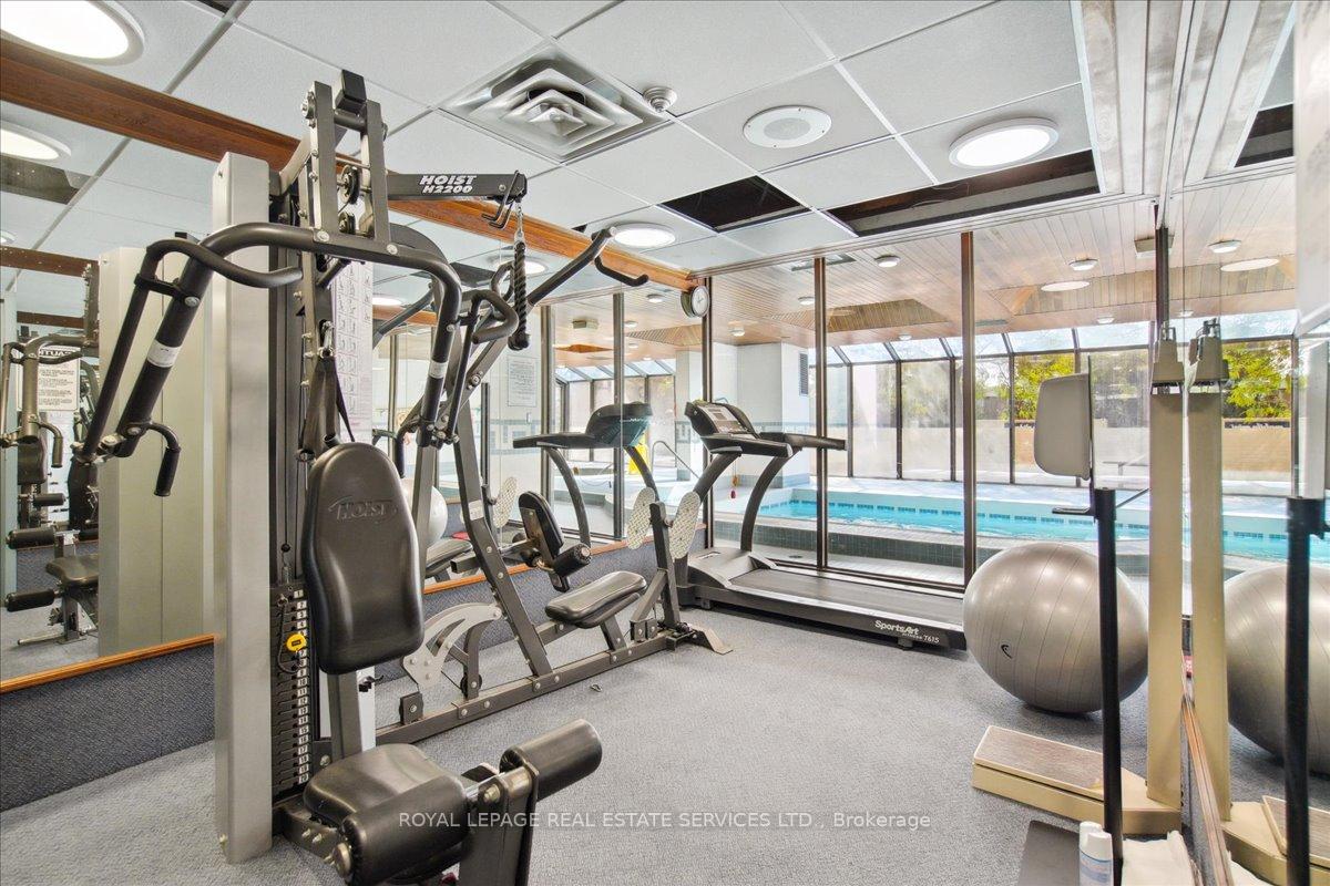 2 Bedrooms Condo at 1360 Rathburn,  Mississauga For sale