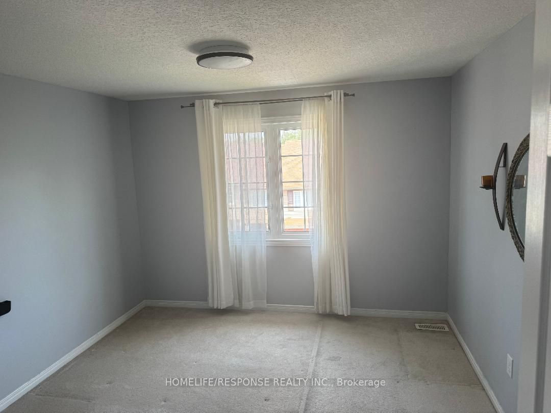 305 BRIARMEADOW Drive, #9