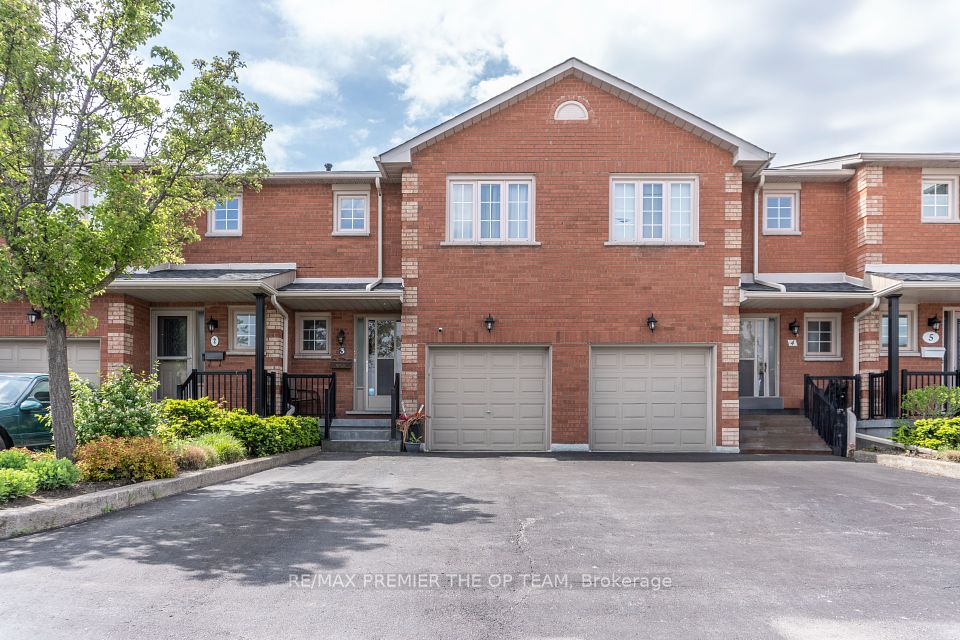 255 Mount Albion