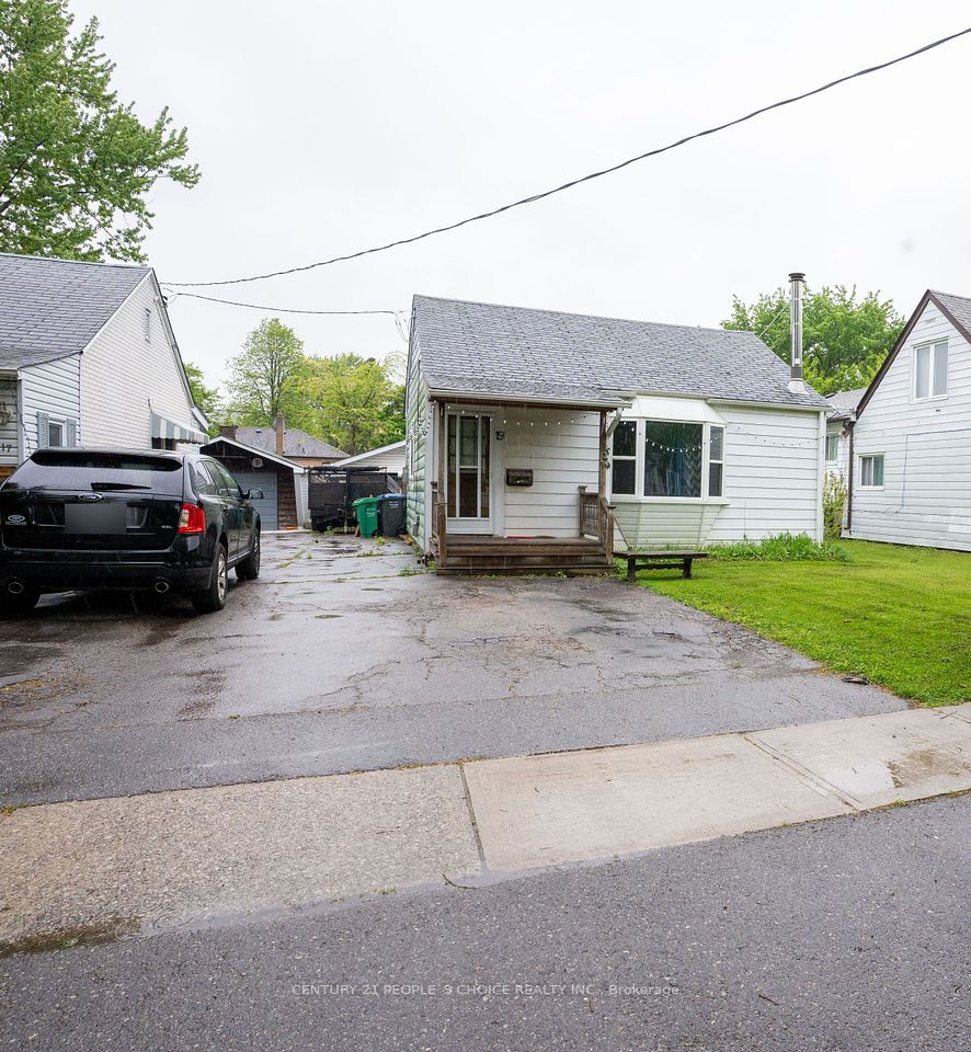 19 Sunset Boulevard, Brampton, ON L1X 1W7