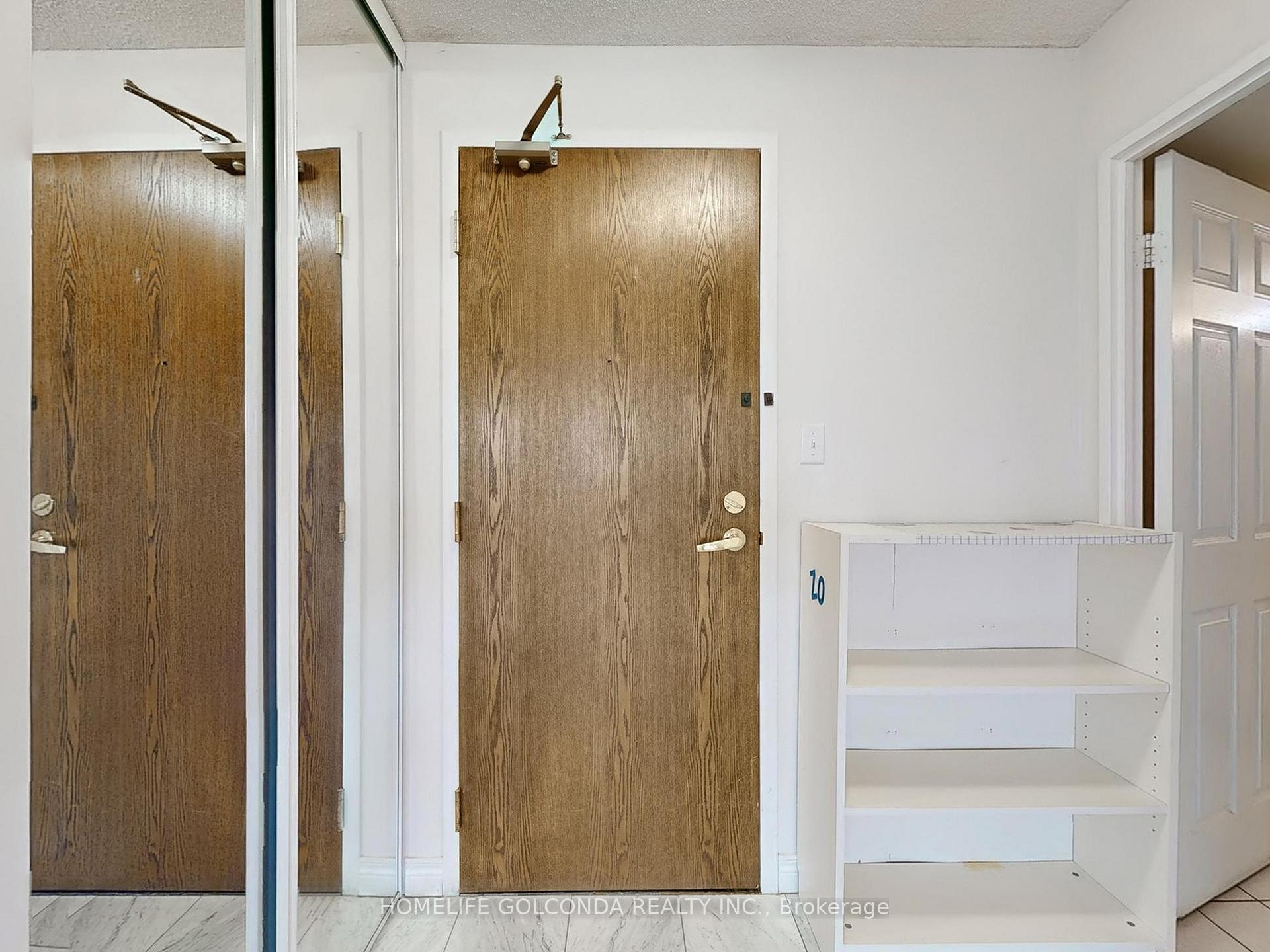 2 Bedrooms Condo at 28 Empress, Toronto For sale