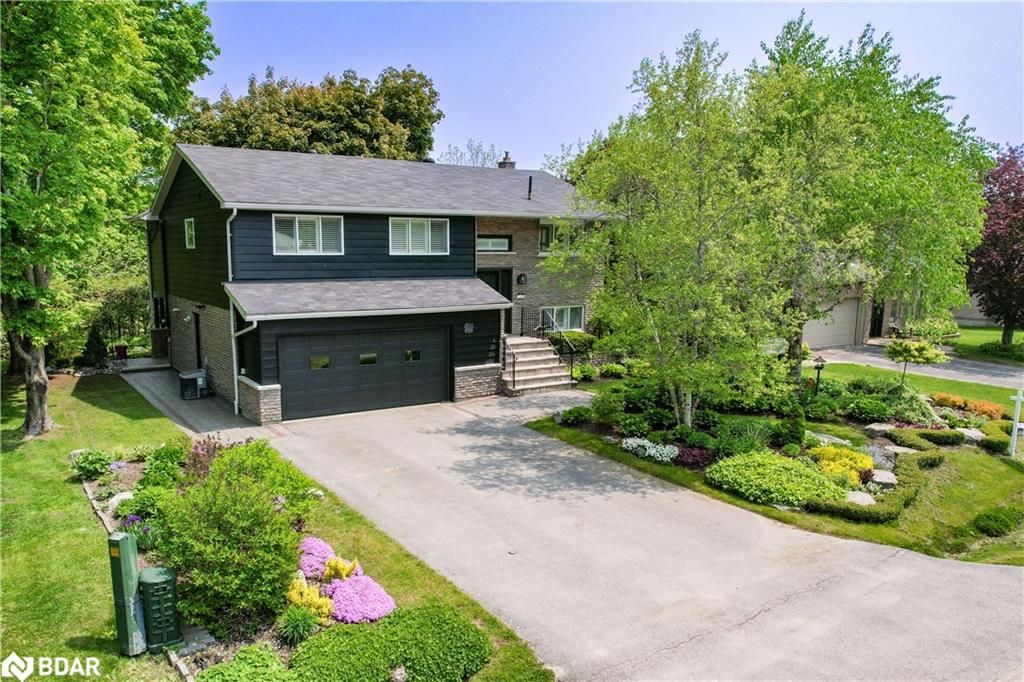 366 TALLWOOD Drive Orillia Ontario L3V 2G9