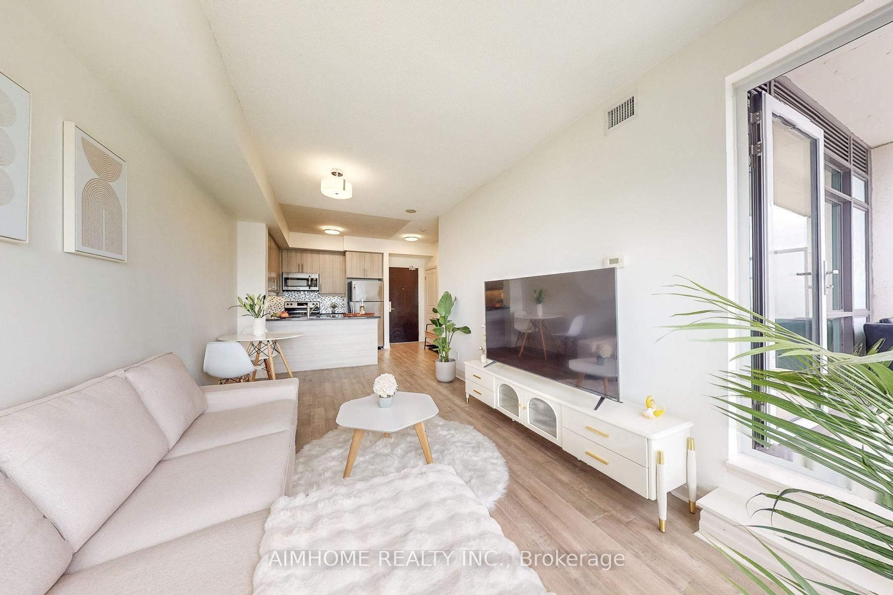 8110 Birchmount Road, #1004