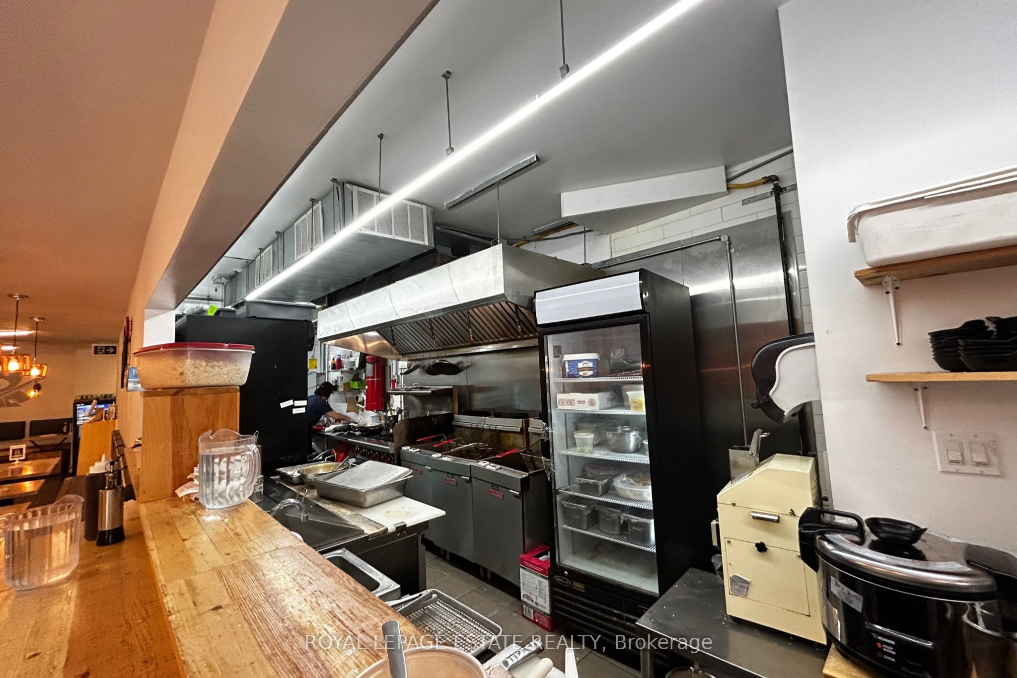 4895 Yonge Street, #1F
