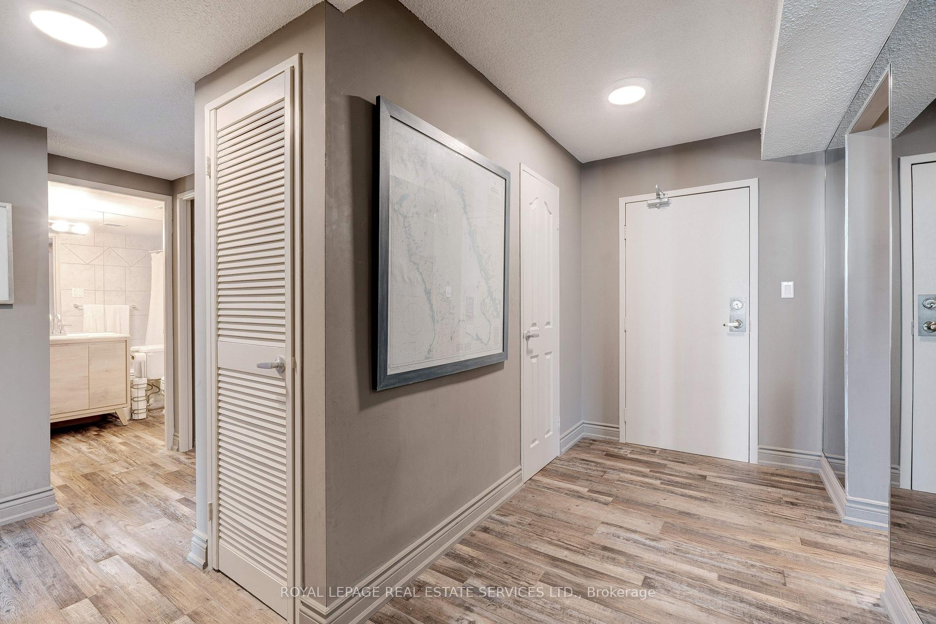 2 Bedrooms Condo at 120 Duke,  Hamilton For sale