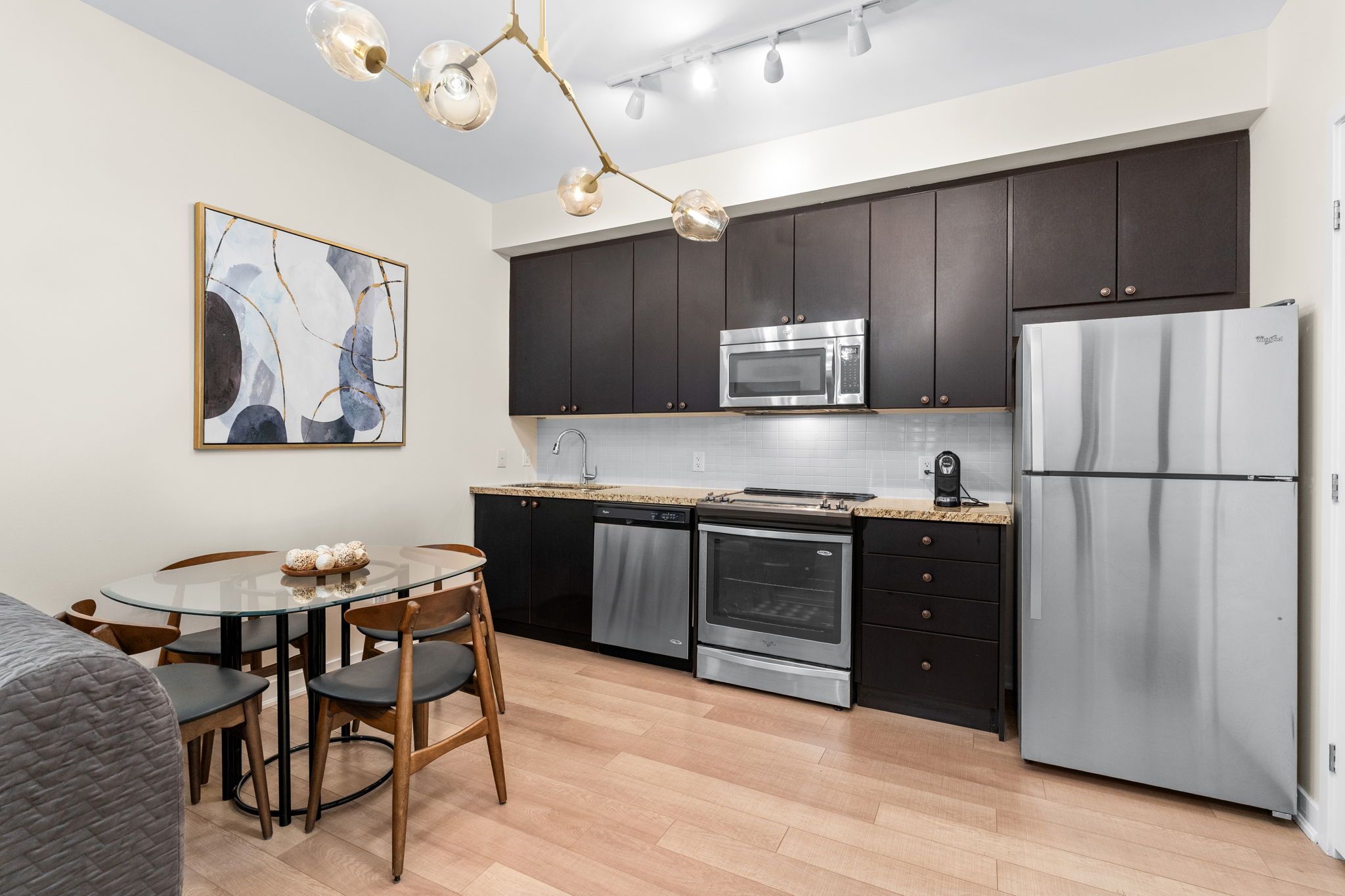 40 Horseshoe Boulevard 416