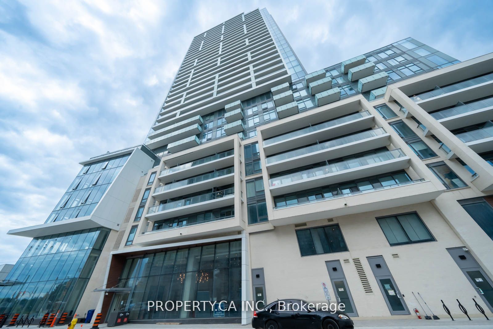 8 Olympic Garden Drive, #1601