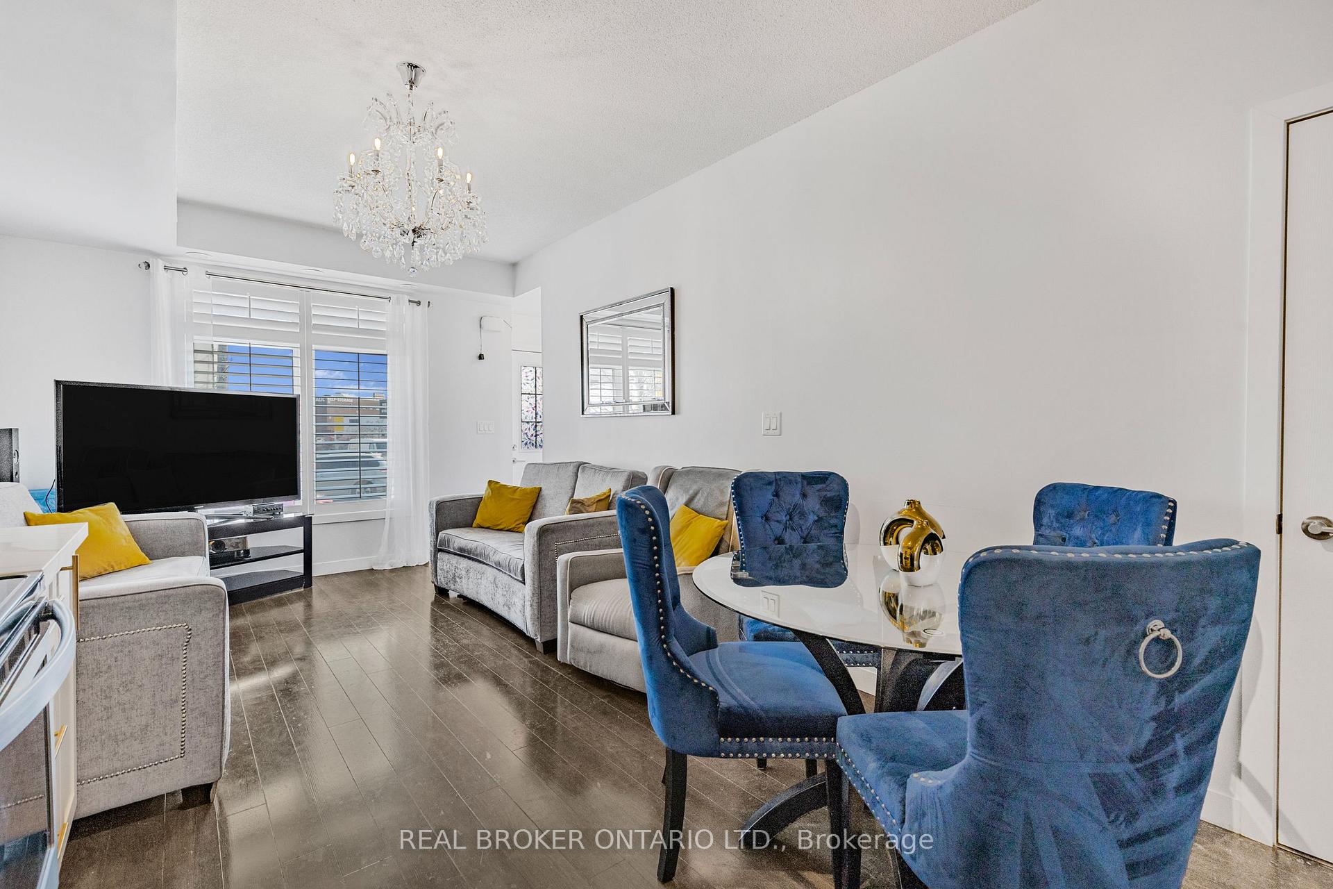 2 Bedrooms Condo at 630 Rogers, Toronto For sale