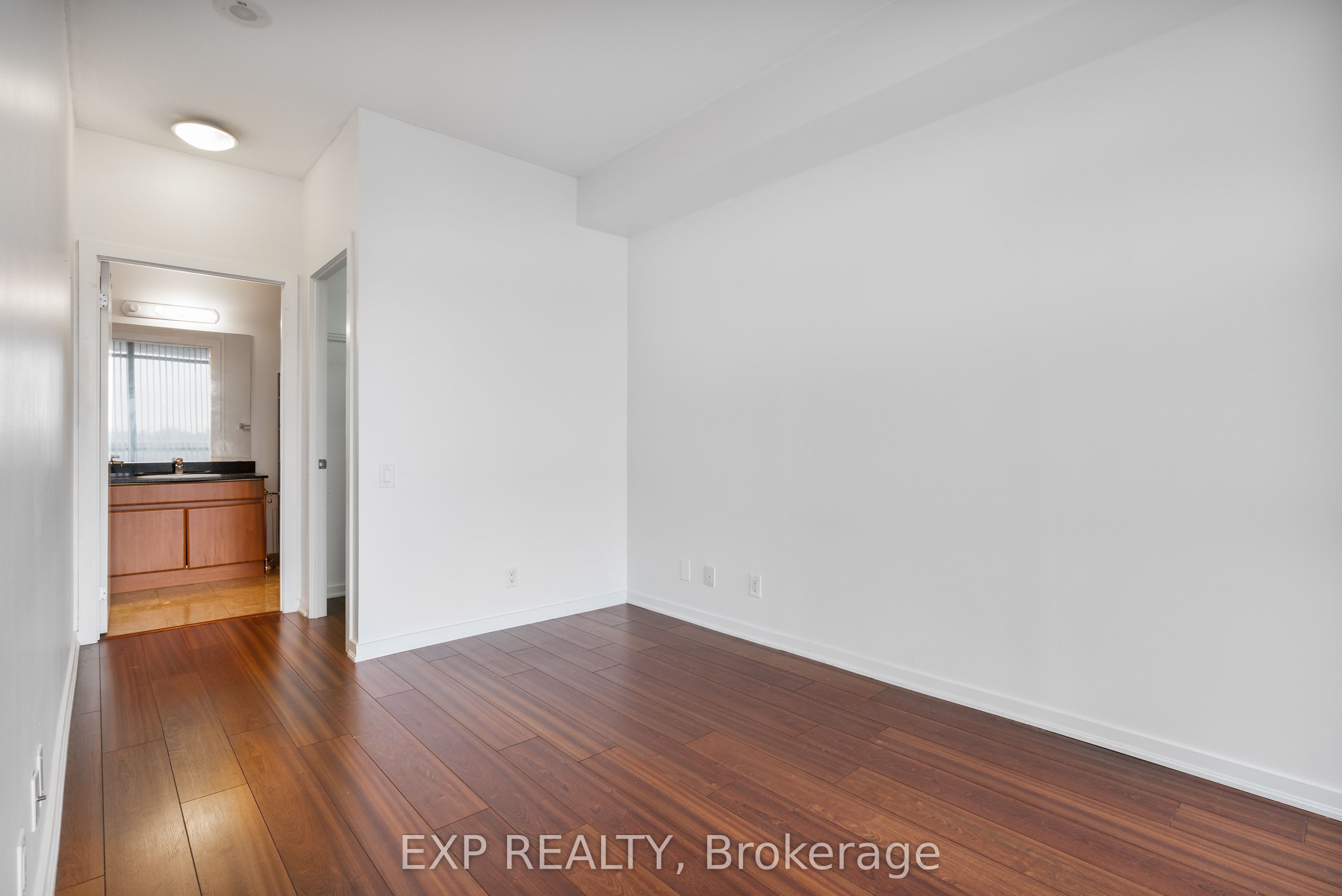 30 Canterbury Place, #701