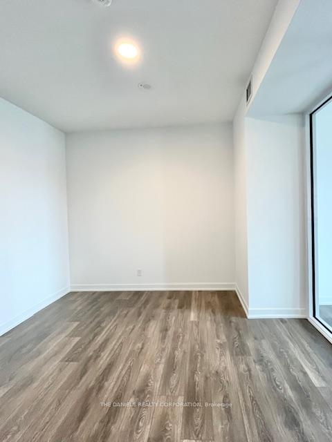 3 Bedrooms Condo at 7950 Bathurst,  Vaughan For sale