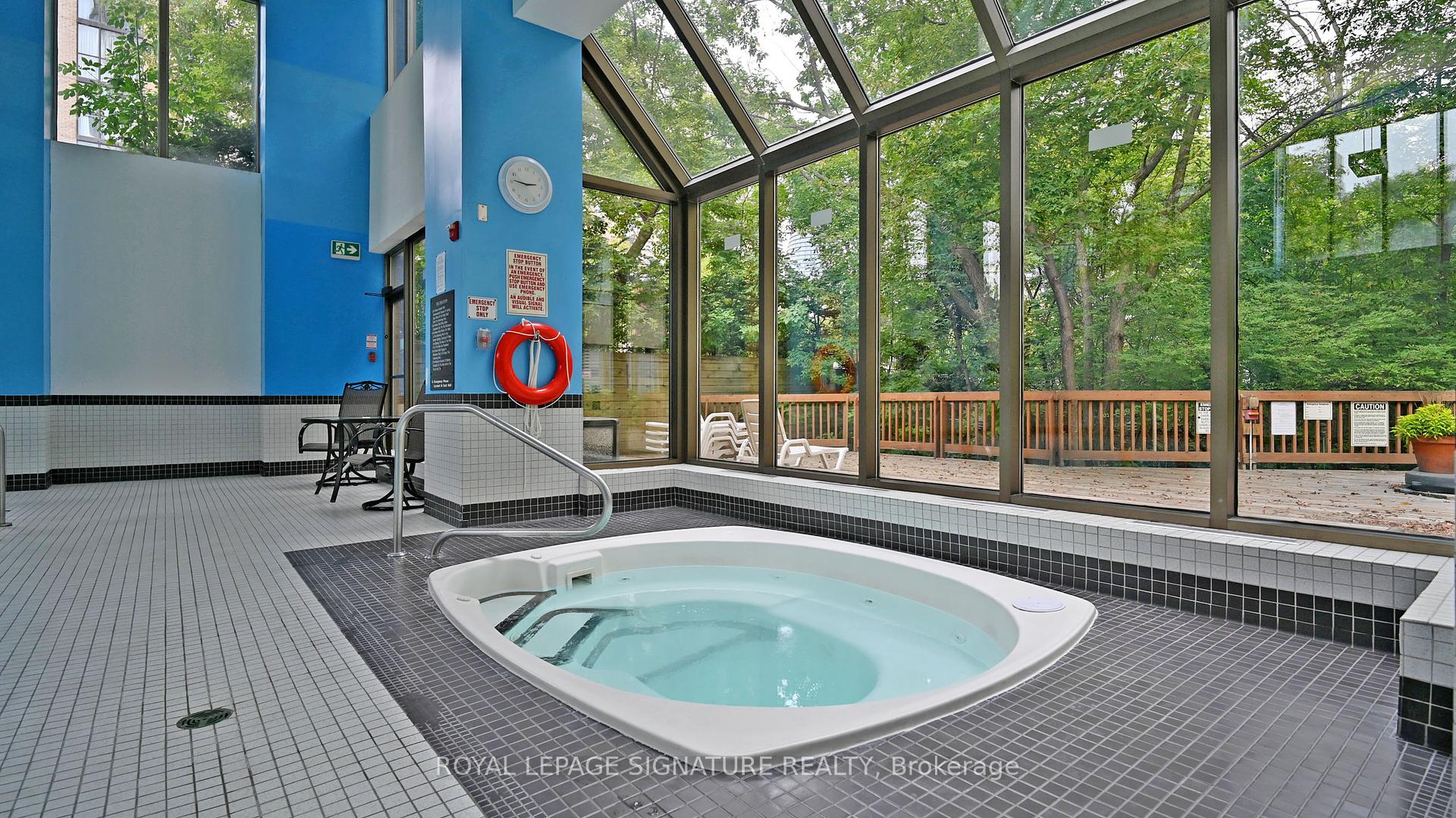 2 Bedrooms Condo at 3605 Kariya, Mississauga For sale