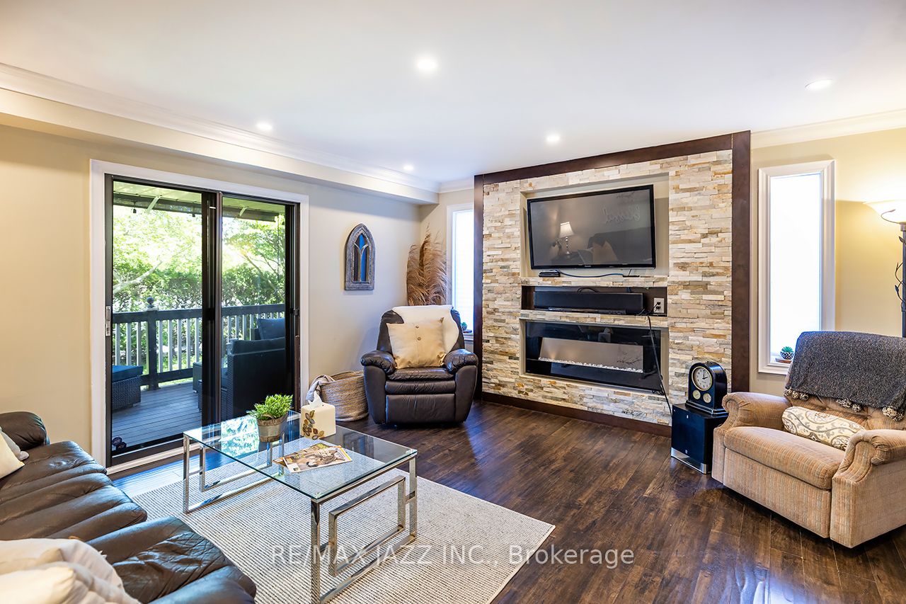 22 Kingswood Drive