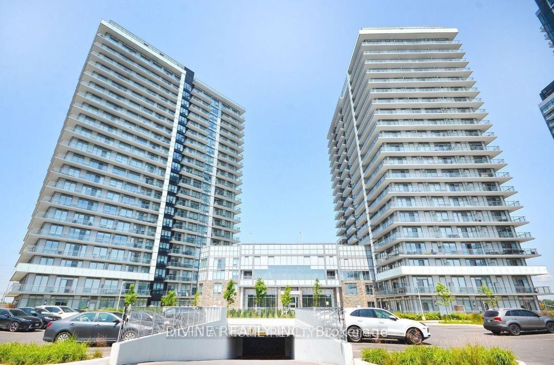 2 Bedrooms Condo at 4675 Metcalfe, Mississauga For sale